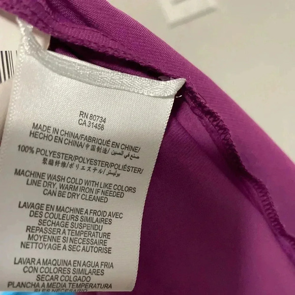 BCBG‎ MaxAzria halter top purple size Medium - Picture 6 of 7